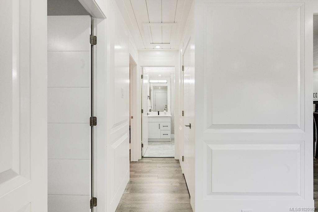 2710 Victor St, Victoria, BC