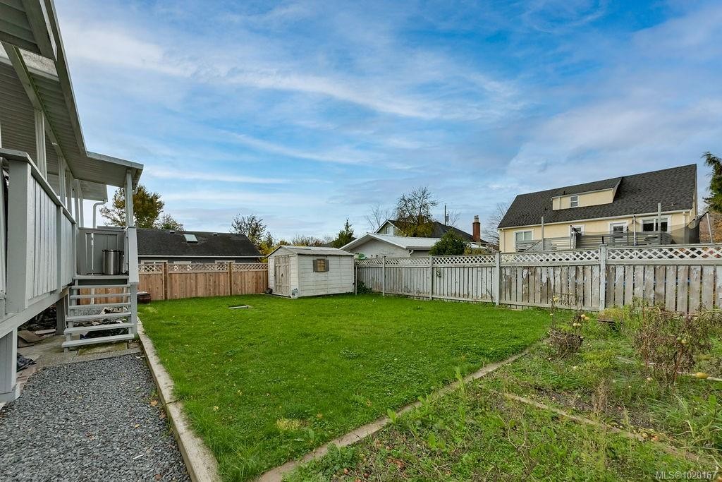 2710 Victor St, Victoria, BC