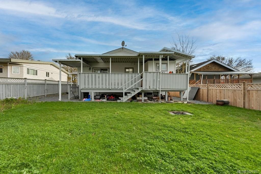 2710 Victor St, Victoria, BC