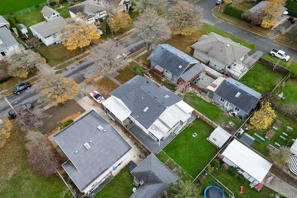 2710 Victor St, Victoria, BC