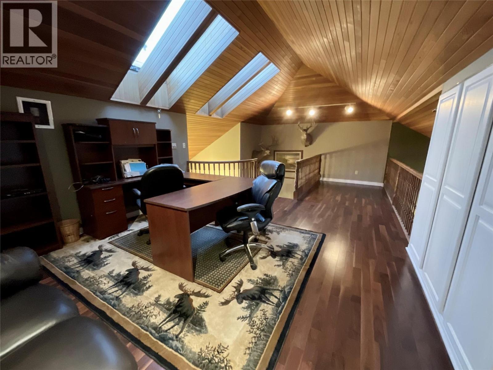 12 Collier Place, Tumbler Ridge, BC - Indoor Photo Showing Office