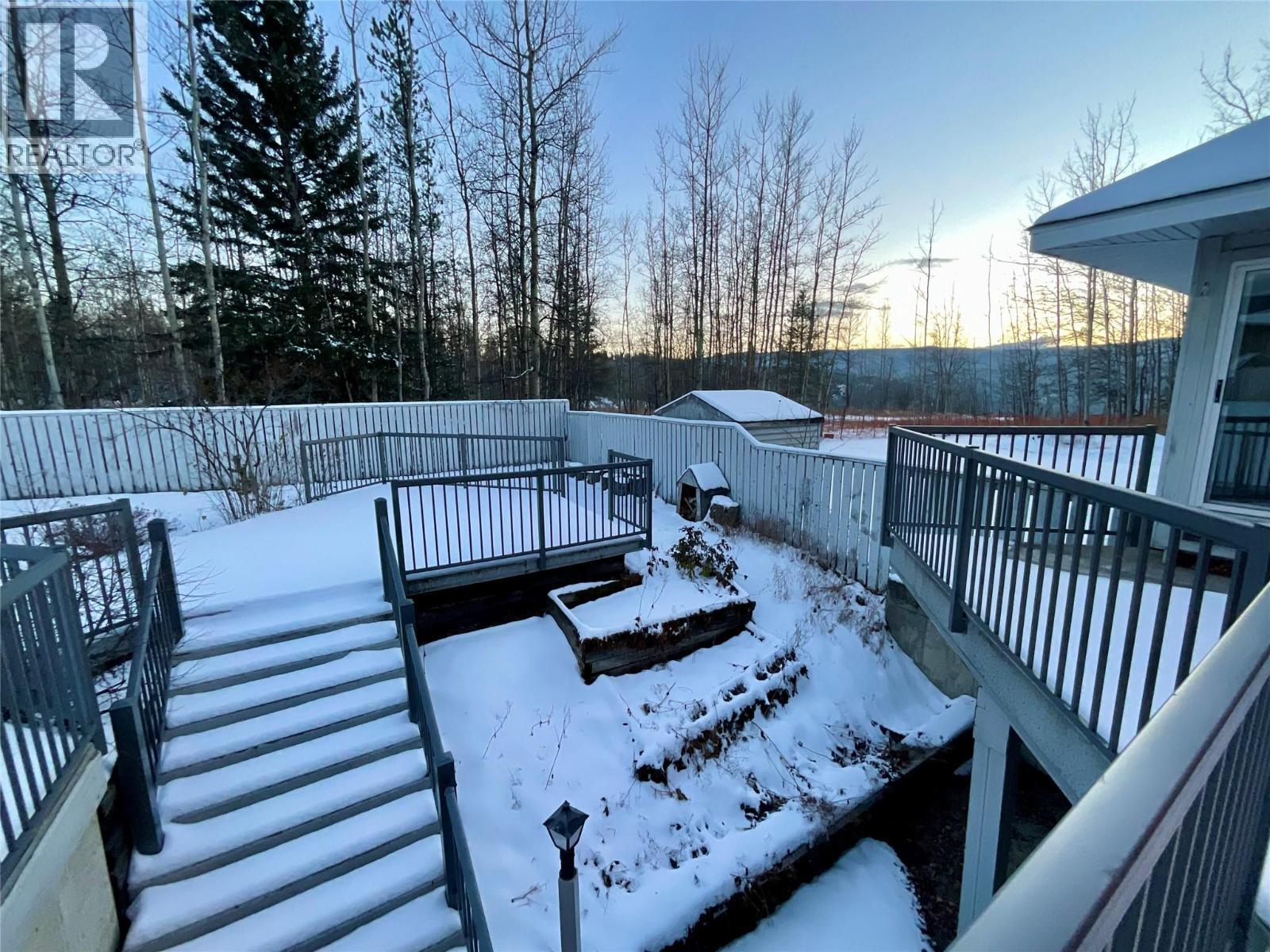12 Collier Place, Tumbler Ridge, BC - Outdoor