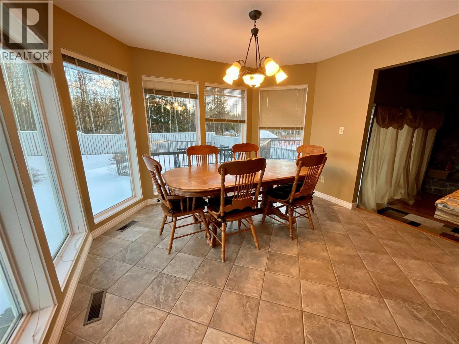 12 Collier Place, Tumbler Ridge, BC - Indoor Photo Showing Dining Room