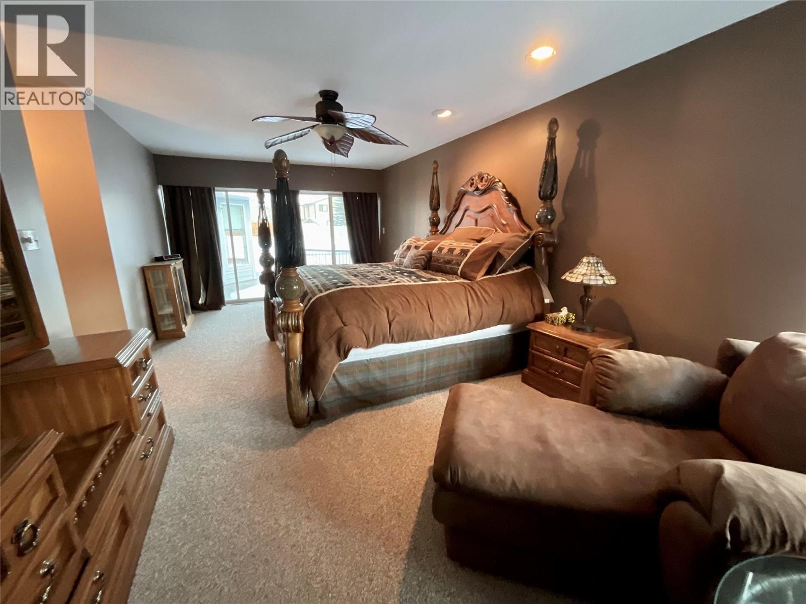 12 Collier Place, Tumbler Ridge, BC - Indoor Photo Showing Bedroom