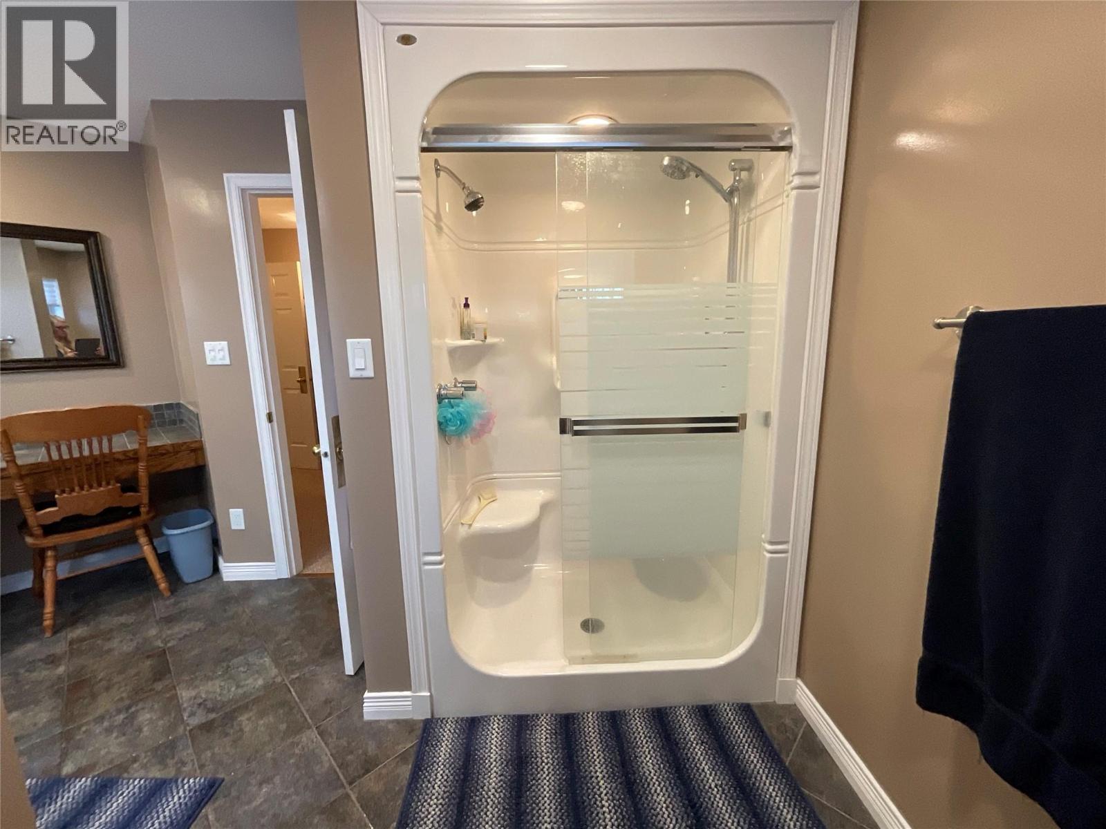 12 Collier Place, Tumbler Ridge, BC - Indoor Photo Showing Bathroom