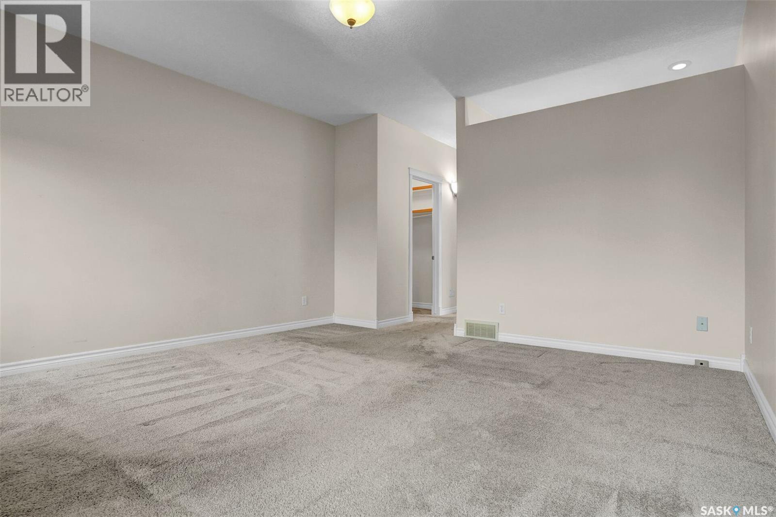 21 Woods Crescent, Edenwold Rm No.158, SK - Indoor Photo Showing Other Room