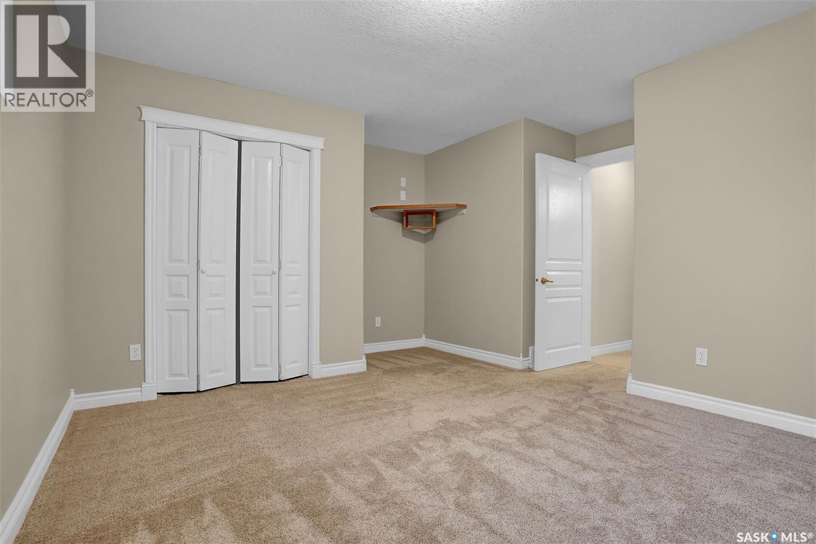 21 Woods Crescent, Edenwold Rm No.158, SK - Indoor Photo Showing Other Room
