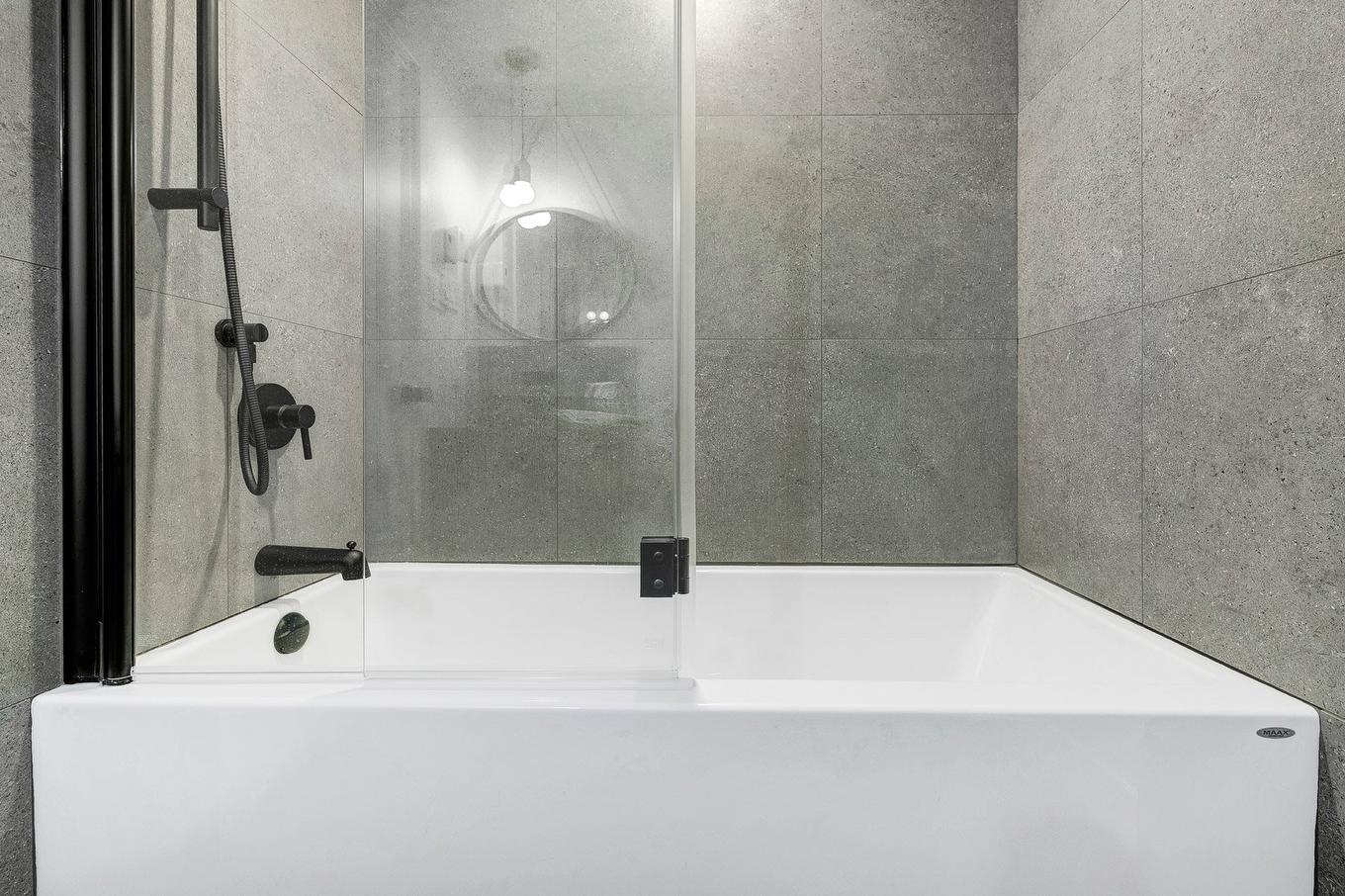 Bathroom - 1770Z - 1772Z Rue Du Manège, Sainte-Adèle, QC - Indoor Photo Showing Bathroom