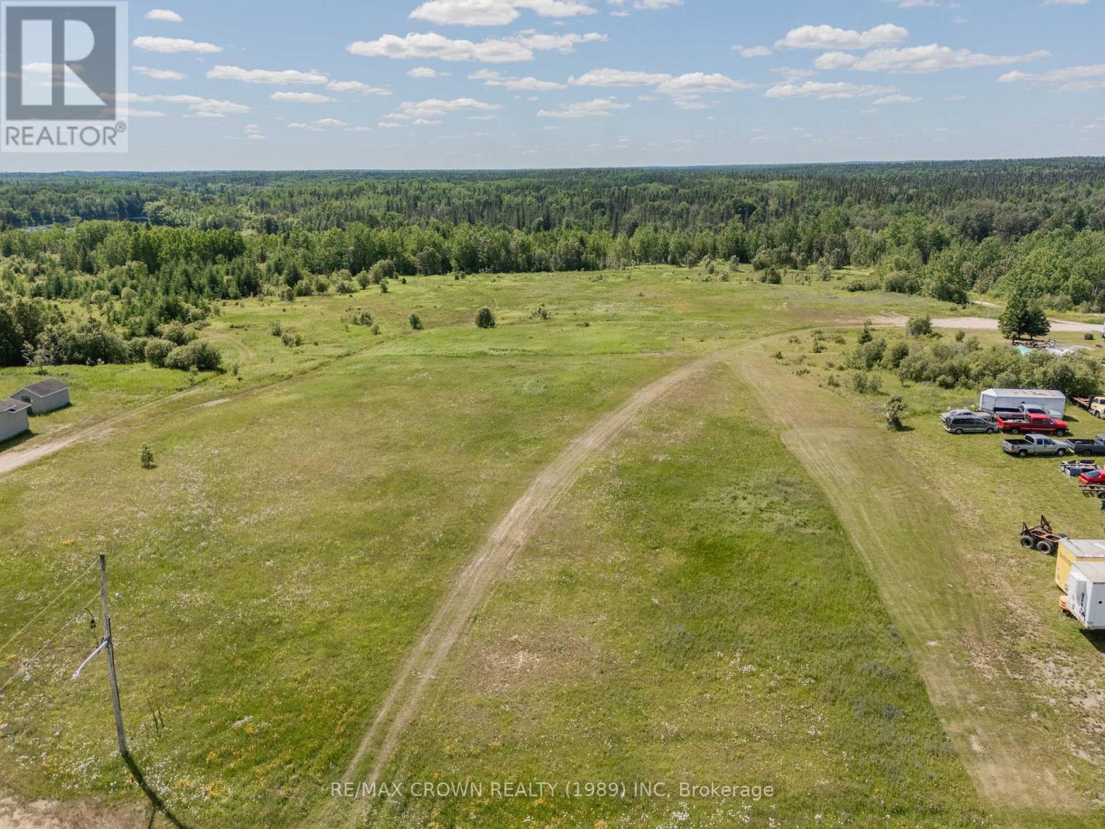 Fauquier - Pt1 Pt3 Of Cr347, Decarie Avenue, Kapuskasing, ON