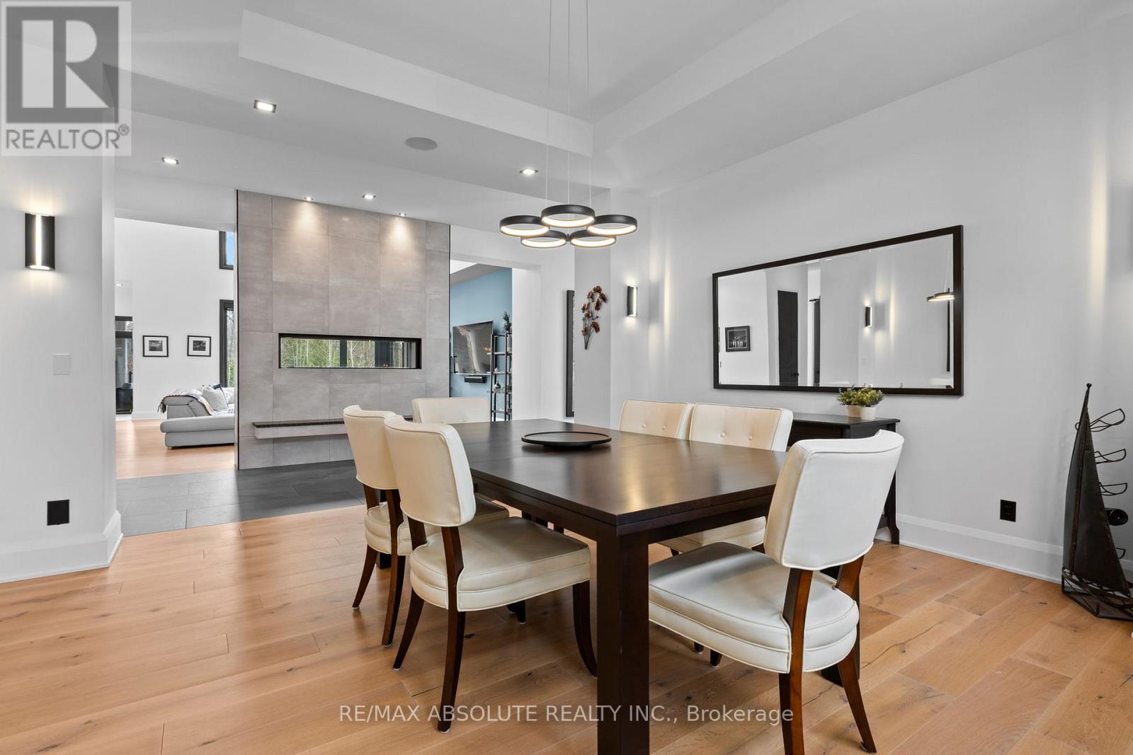 131 Cherryhill Drive, Ottawa, ON - Indoor Photo Showing Dining Room