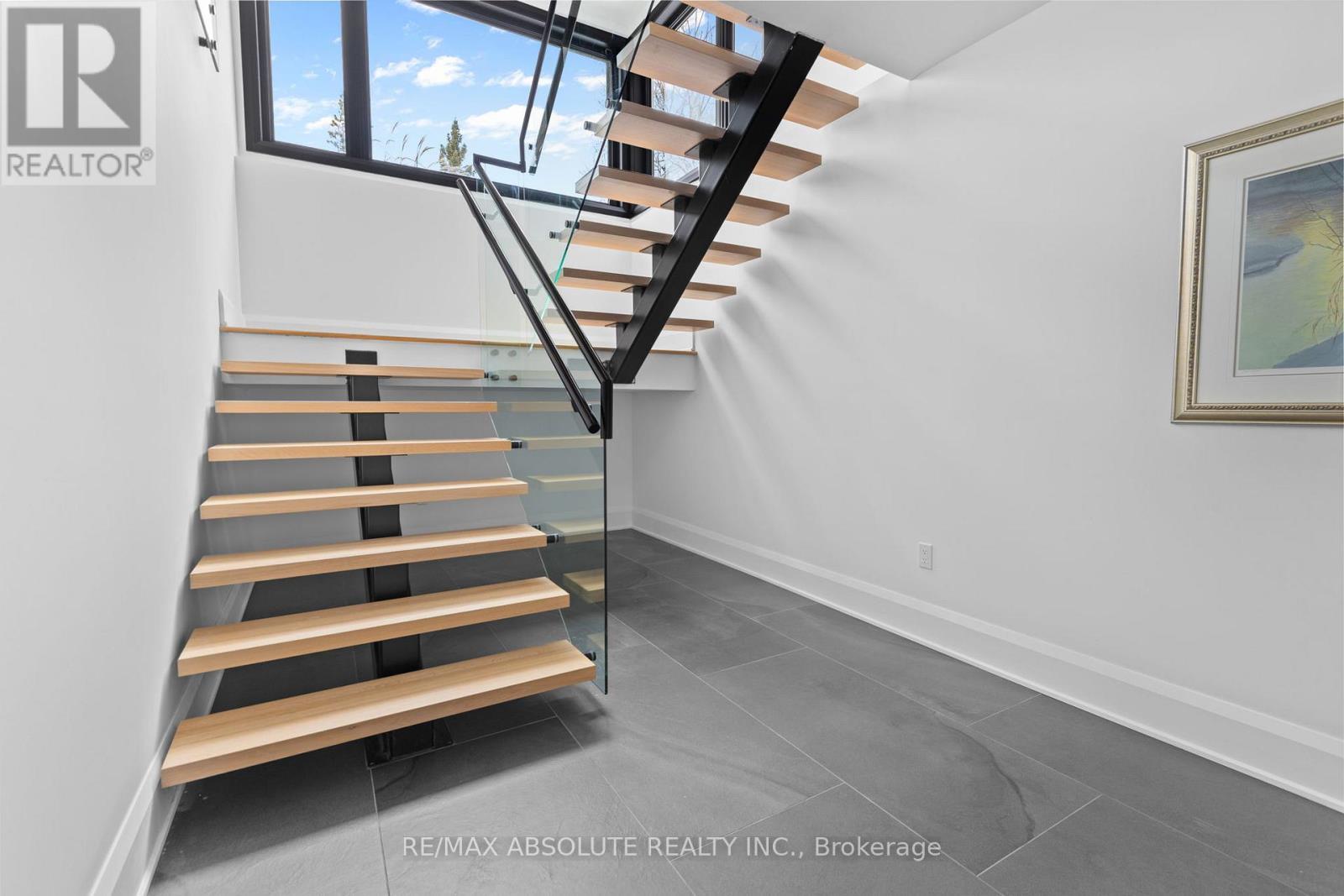 131 Cherryhill Drive, Ottawa, ON - Indoor Photo Showing Other Room