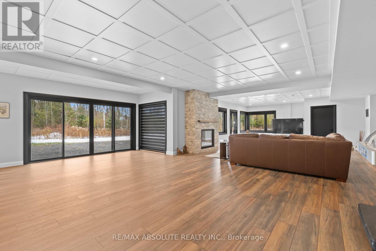 131 Cherryhill Drive, Ottawa, ON - Indoor