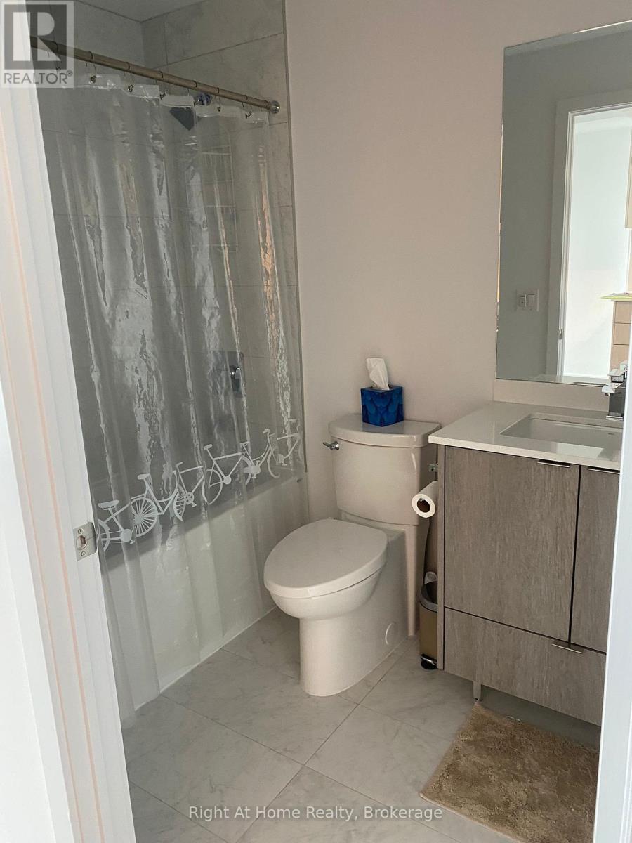 3308 - 1928 Lakeshore Boulevard W, Toronto (South Parkdale), ON - Indoor Photo Showing Bathroom