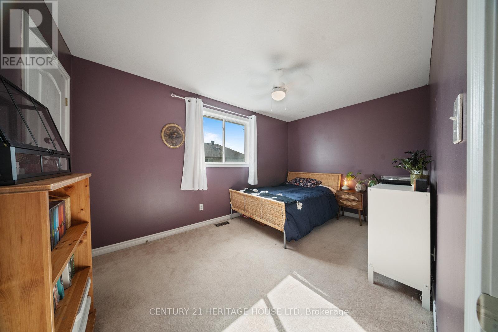 43 Idlewilde Lane, Hamilton, ON - Indoor Photo Showing Bedroom