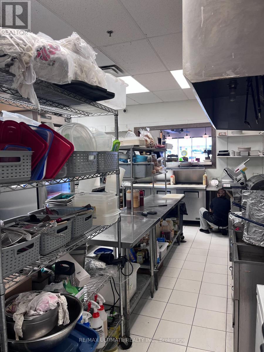 22 - 8707 Dufferin Street, Vaughan, ON