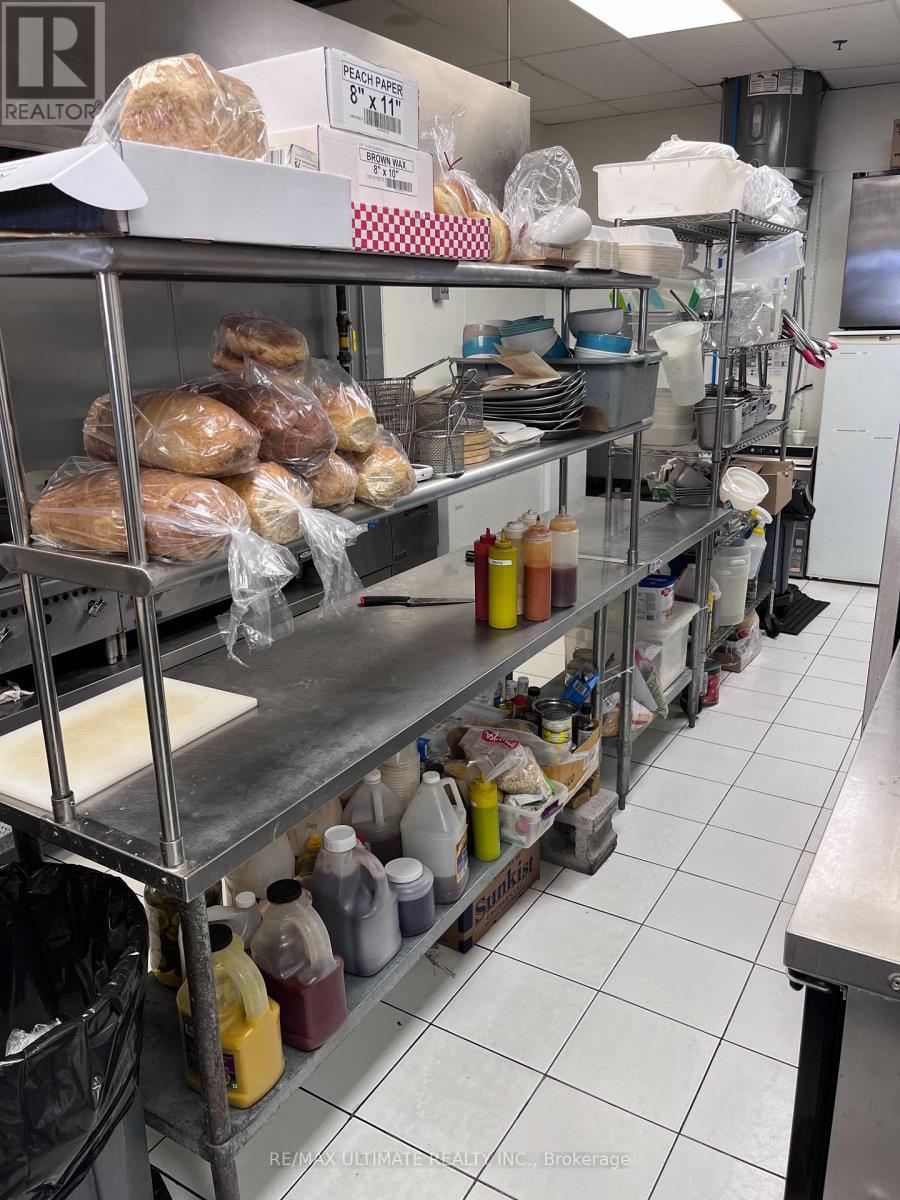 22 - 8707 Dufferin Street, Vaughan, ON