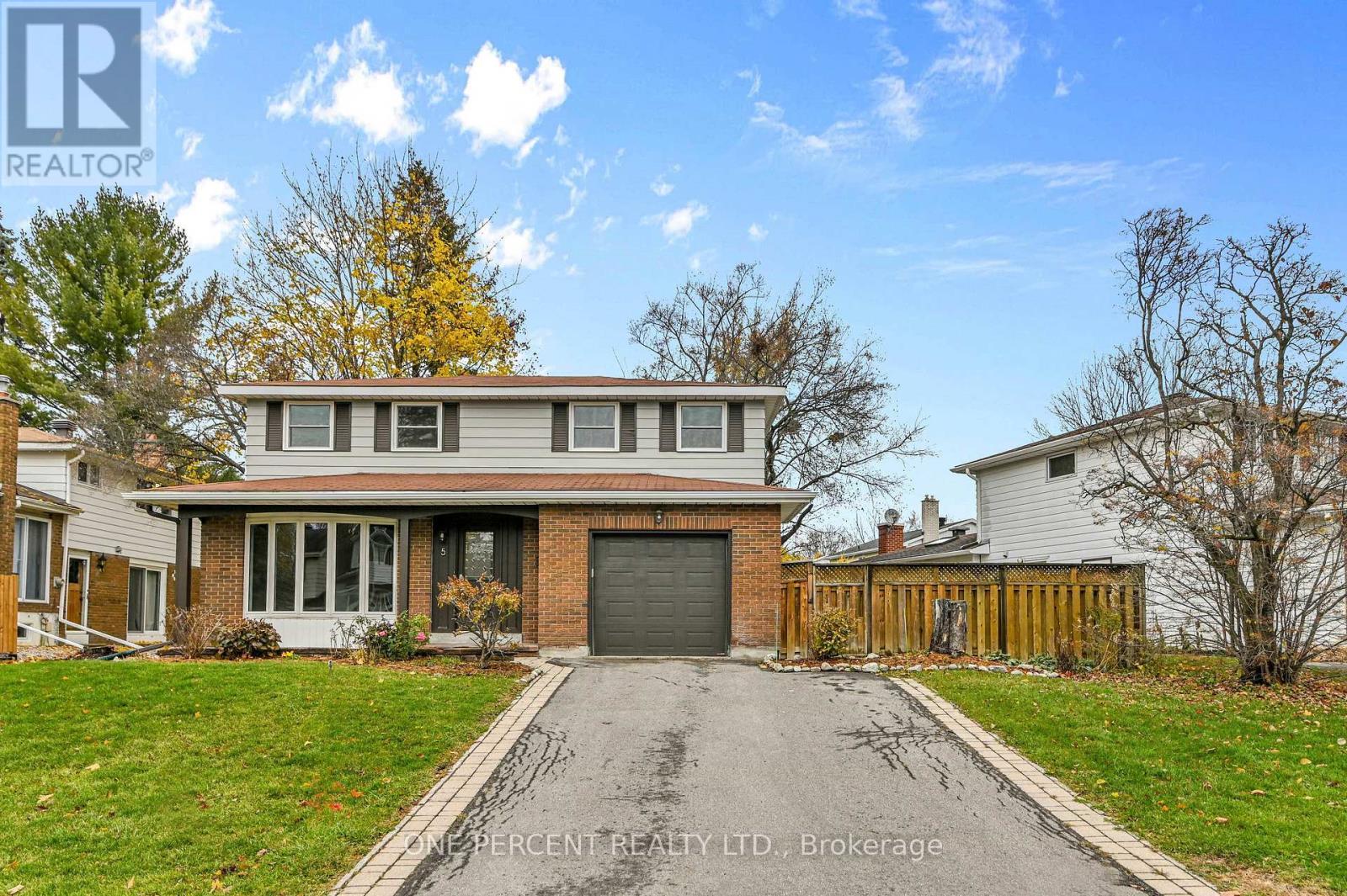 5 Parkridge Crescent, Ottawa, ON - Outdoor With Facade