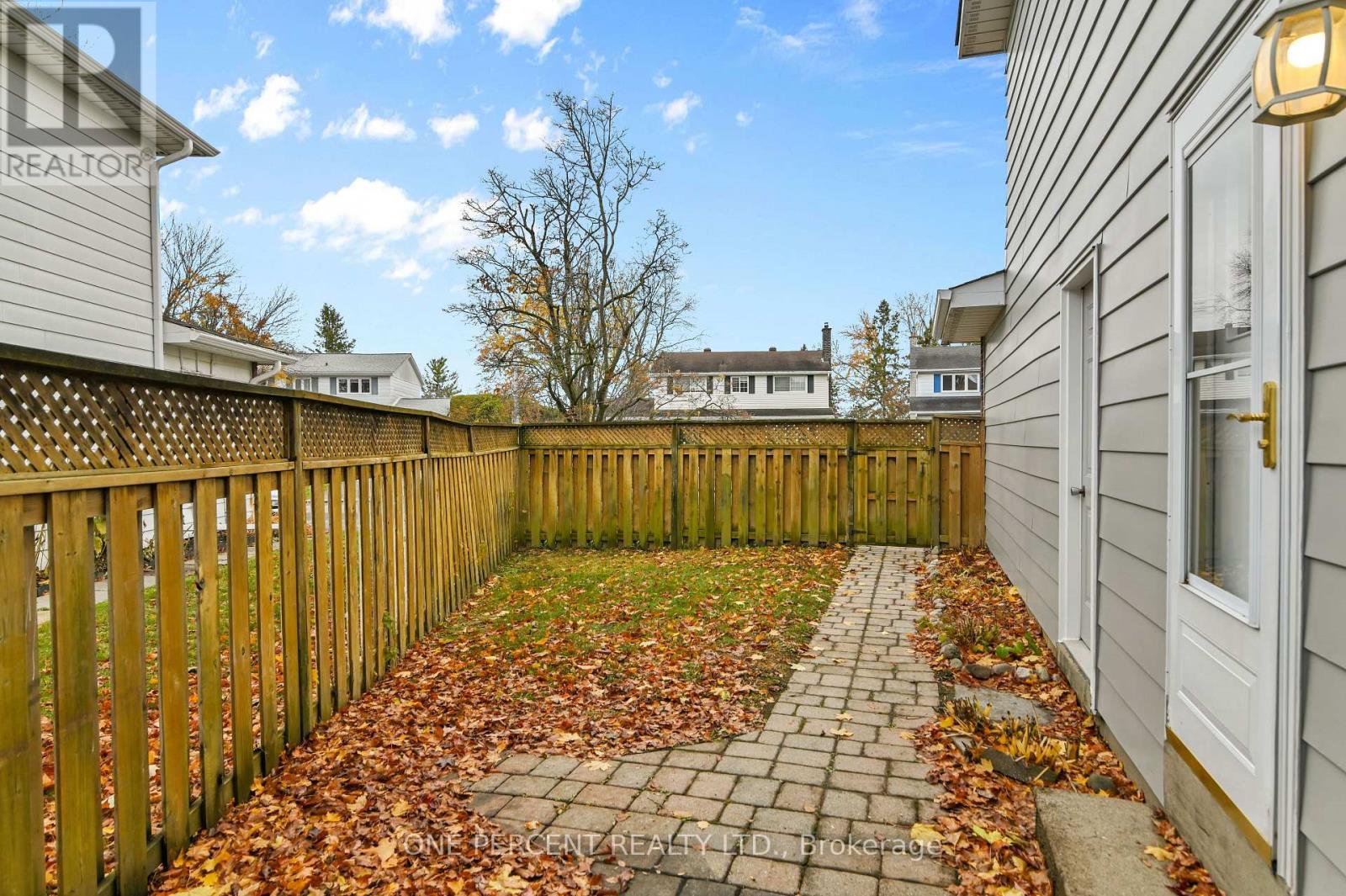 5 Parkridge Crescent, Ottawa, ON - Outdoor