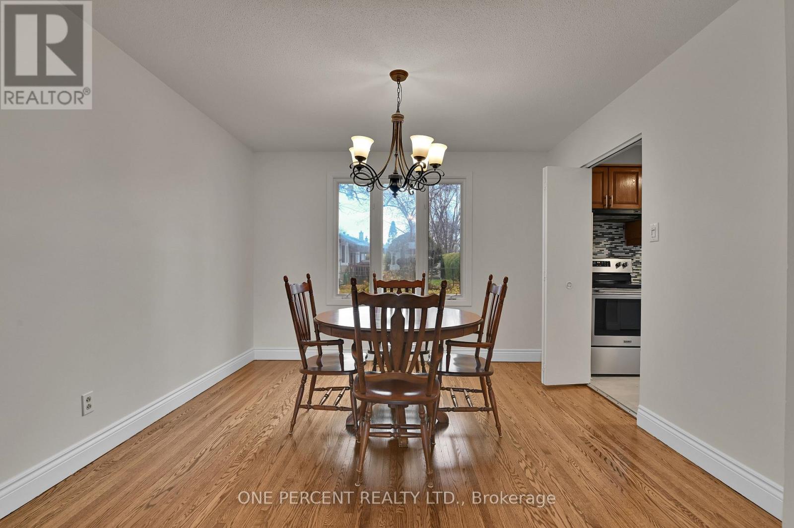 5 Parkridge Crescent, Ottawa, ON - Indoor Photo Showing Dining Room