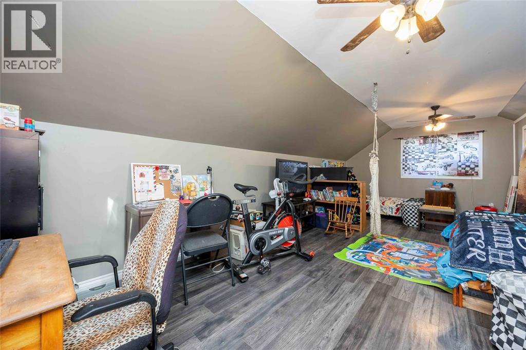 4915 Shiloh Line, Petrolia, ON - Indoor