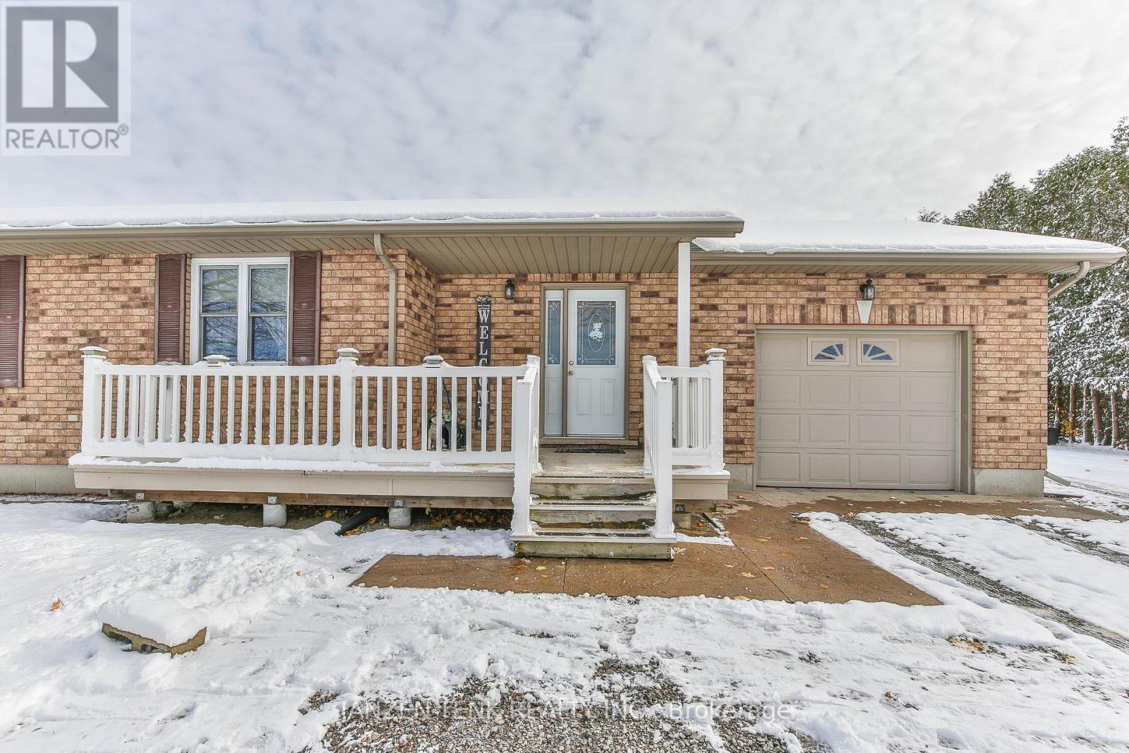 1728 1St Concession Road, Norfolk, ON - Outdoor
