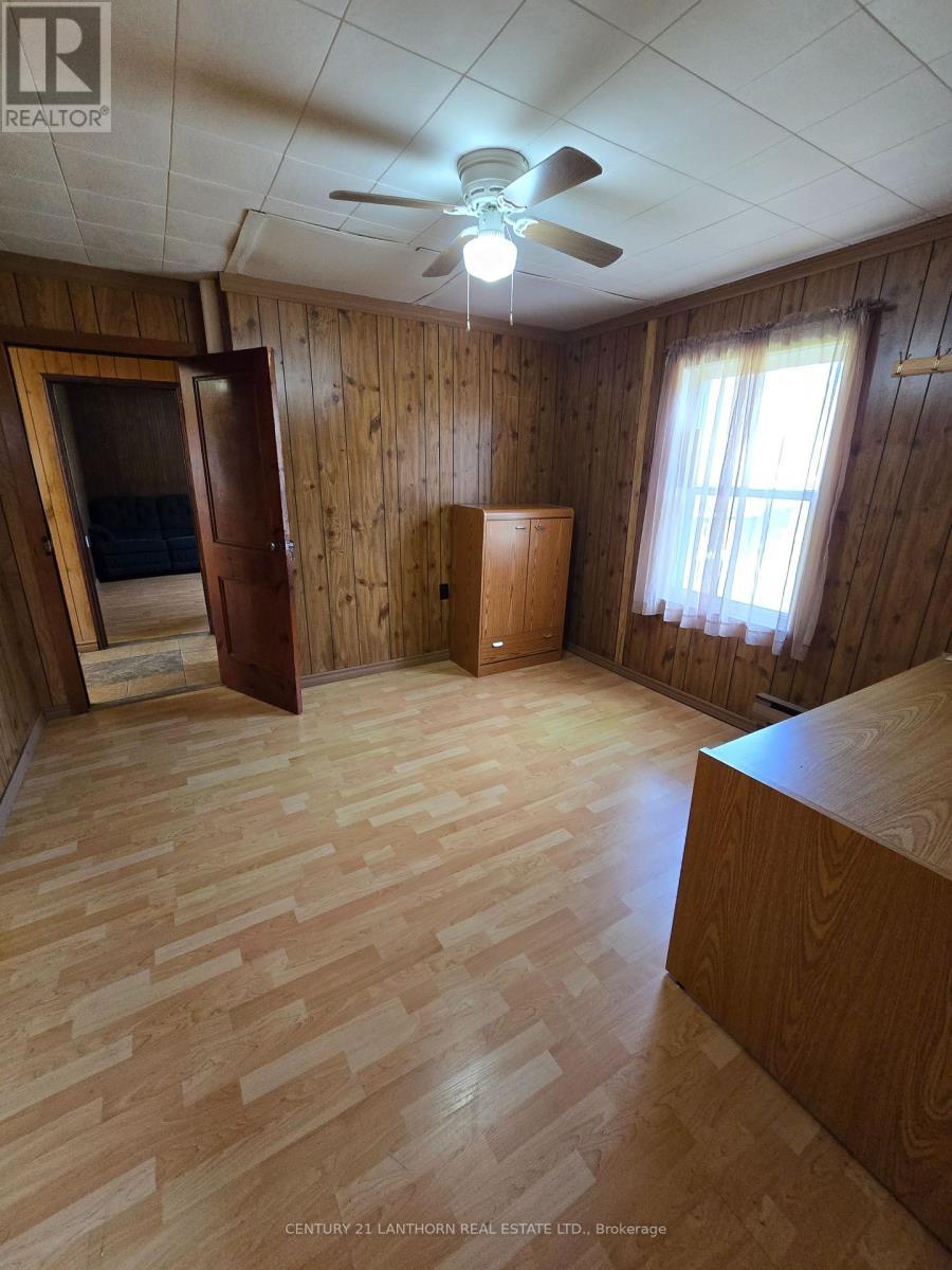 2436 Henderson Road, Frontenac (Frontenac Centre), ON - Indoor Photo Showing Other Room