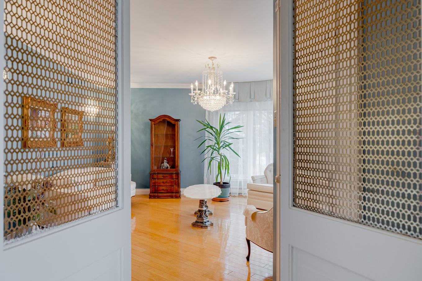 Salon - 2880 Av. Marivaux, Québec (Les Rivières), QC - Indoor Photo Showing Other Room