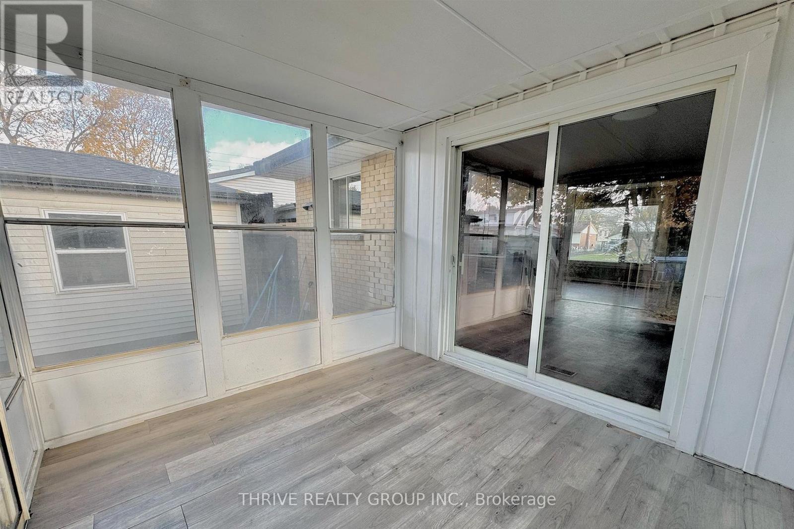 Upper - 173 Bancroft Road, London East (East I), ON - With Exterior