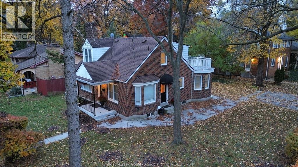 909 Monmouth, Windsor, ON - Outdoor
