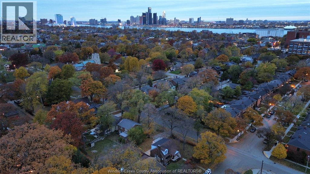 909 Monmouth, Windsor, ON - Outdoor With View