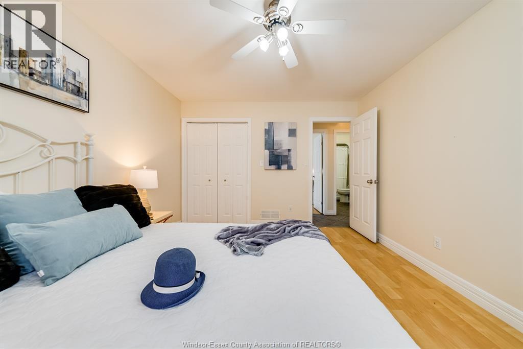 1174 Clover, Windsor, ON - Indoor Photo Showing Bedroom