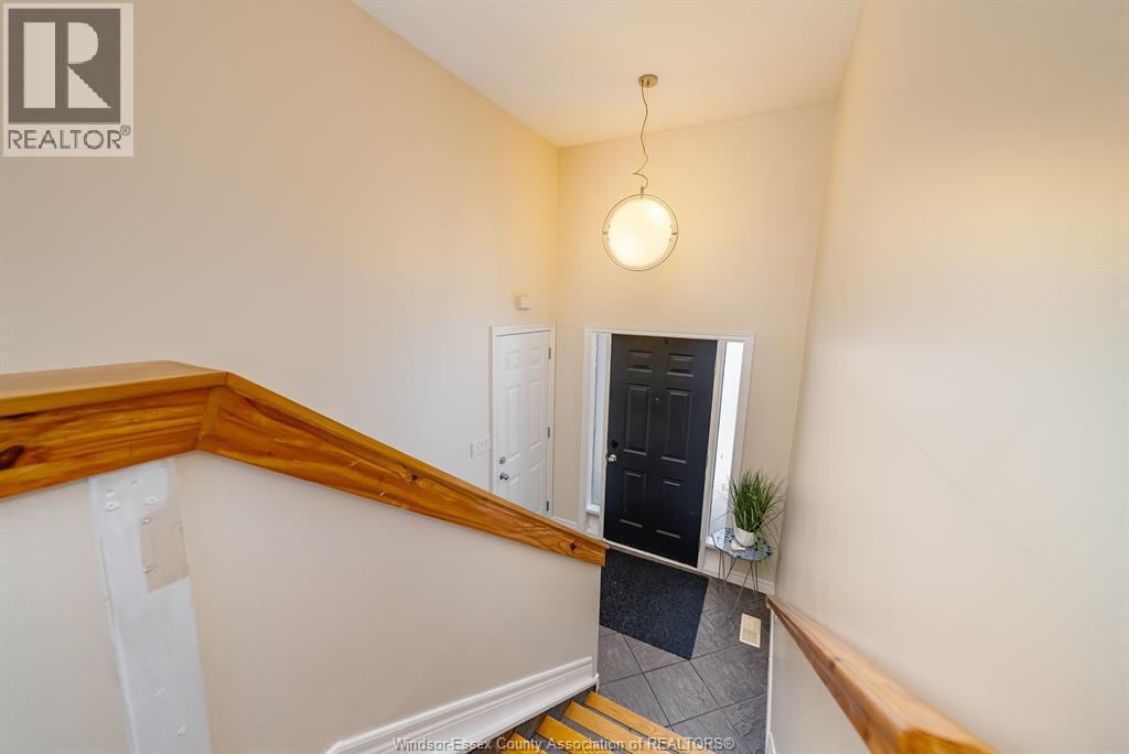 1174 Clover, Windsor, ON - Indoor Photo Showing Other Room