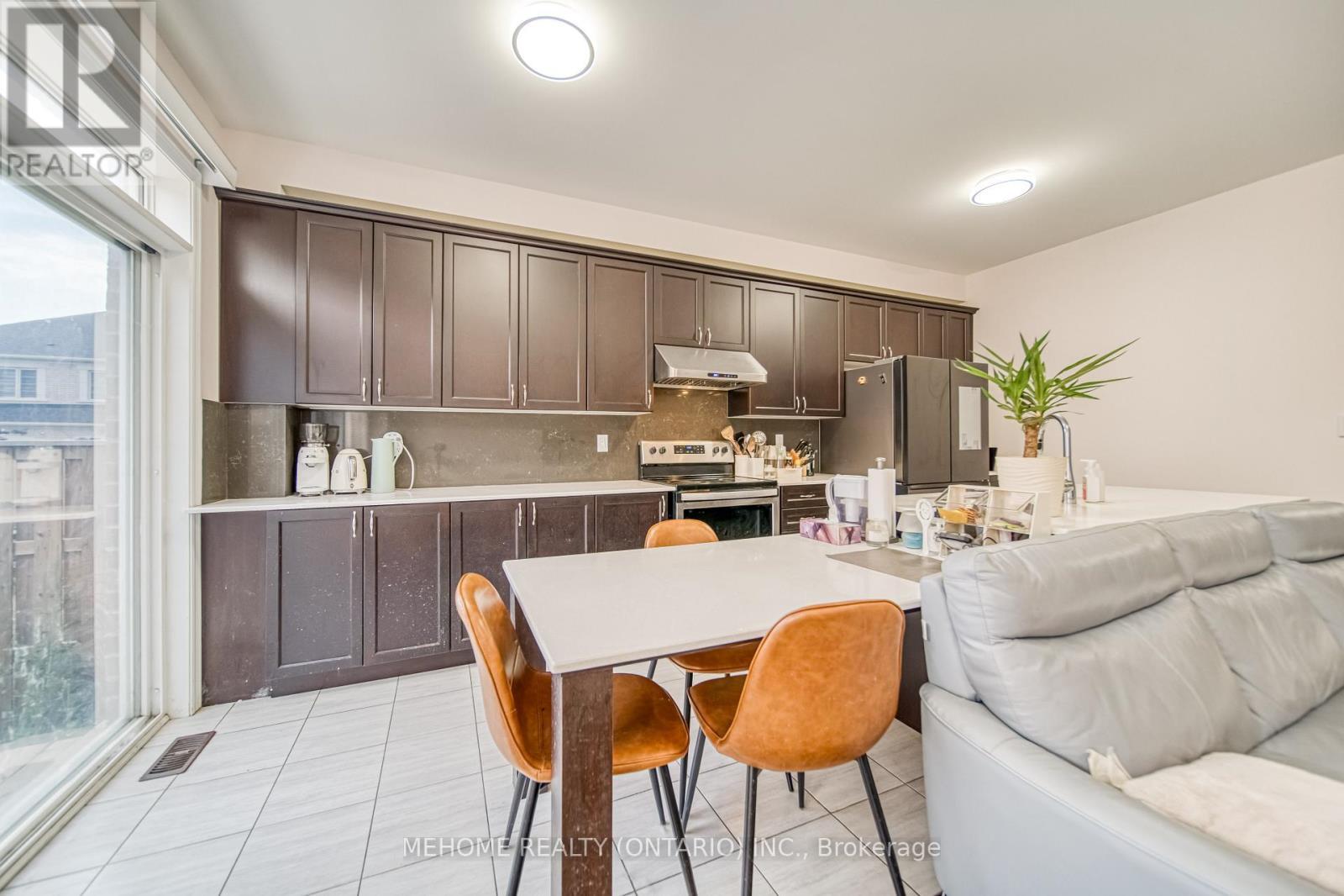 13 Titan Trail, Markham, ON - Indoor