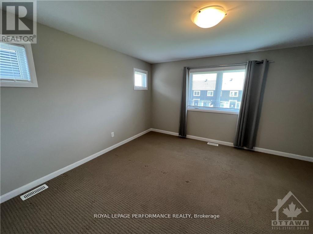 18 Gardenpost Terrace S, Ottawa, ON - Indoor Photo Showing Other Room