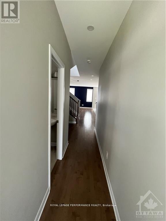 18 Gardenpost Terrace S, Ottawa, ON - Indoor Photo Showing Other Room