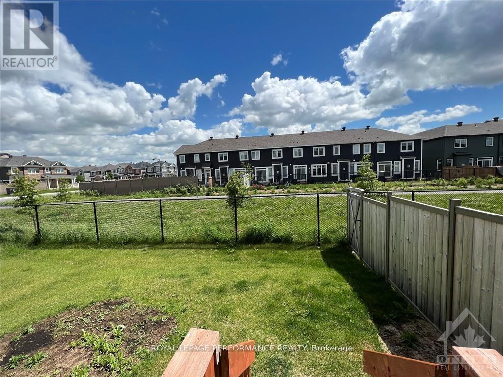 18 Gardenpost Terrace S, Ottawa, ON - Outdoor