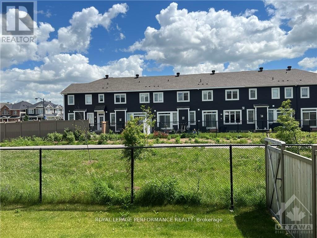 18 Gardenpost Terrace S, Ottawa, ON - Outdoor