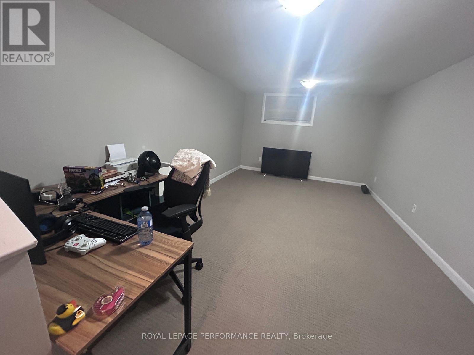 18 Gardenpost Terrace S, Ottawa, ON - Indoor