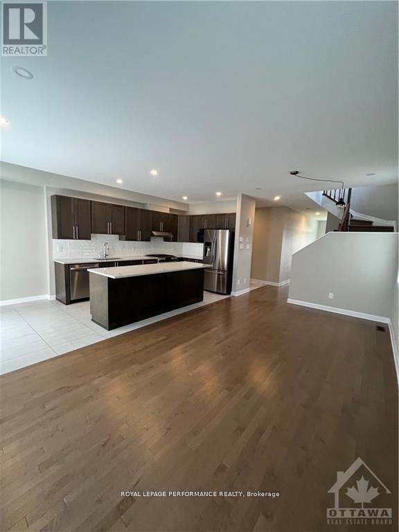 18 Gardenpost Terrace S, Ottawa, ON - Indoor