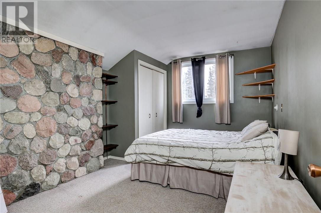 1767 Wallace Road, Chelmsford, ON - Indoor Photo Showing Bedroom