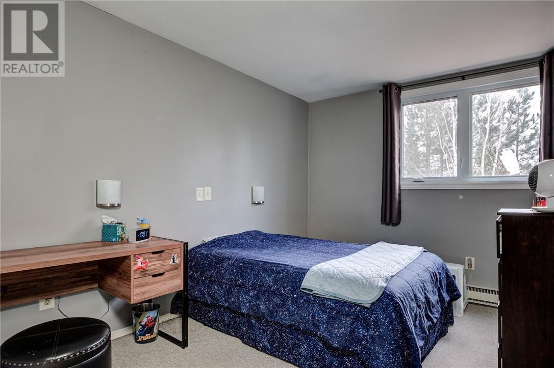 1767 Wallace Road, Chelmsford, ON - Indoor Photo Showing Bedroom