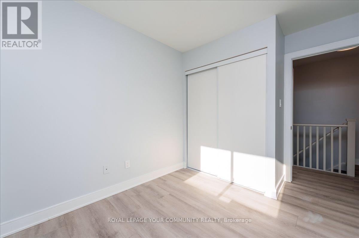 217 - 21028 Dalton Road, Georgina, ON - Indoor Photo Showing Other Room