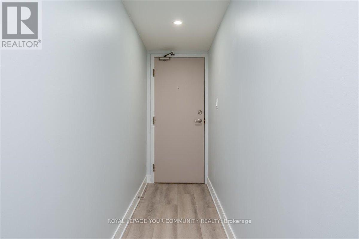 217 - 21028 Dalton Road, Georgina, ON - Indoor Photo Showing Other Room