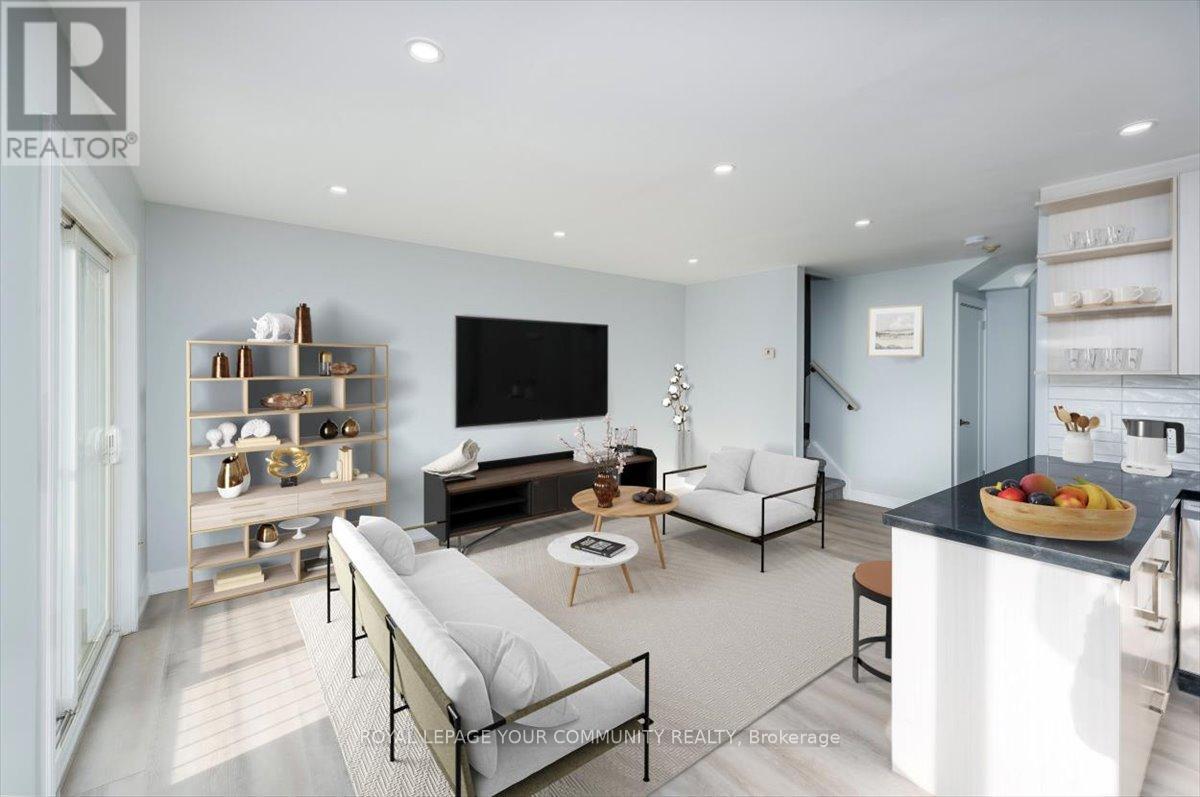 217 - 21028 Dalton Road, Georgina, ON - Indoor Photo Showing Other Room