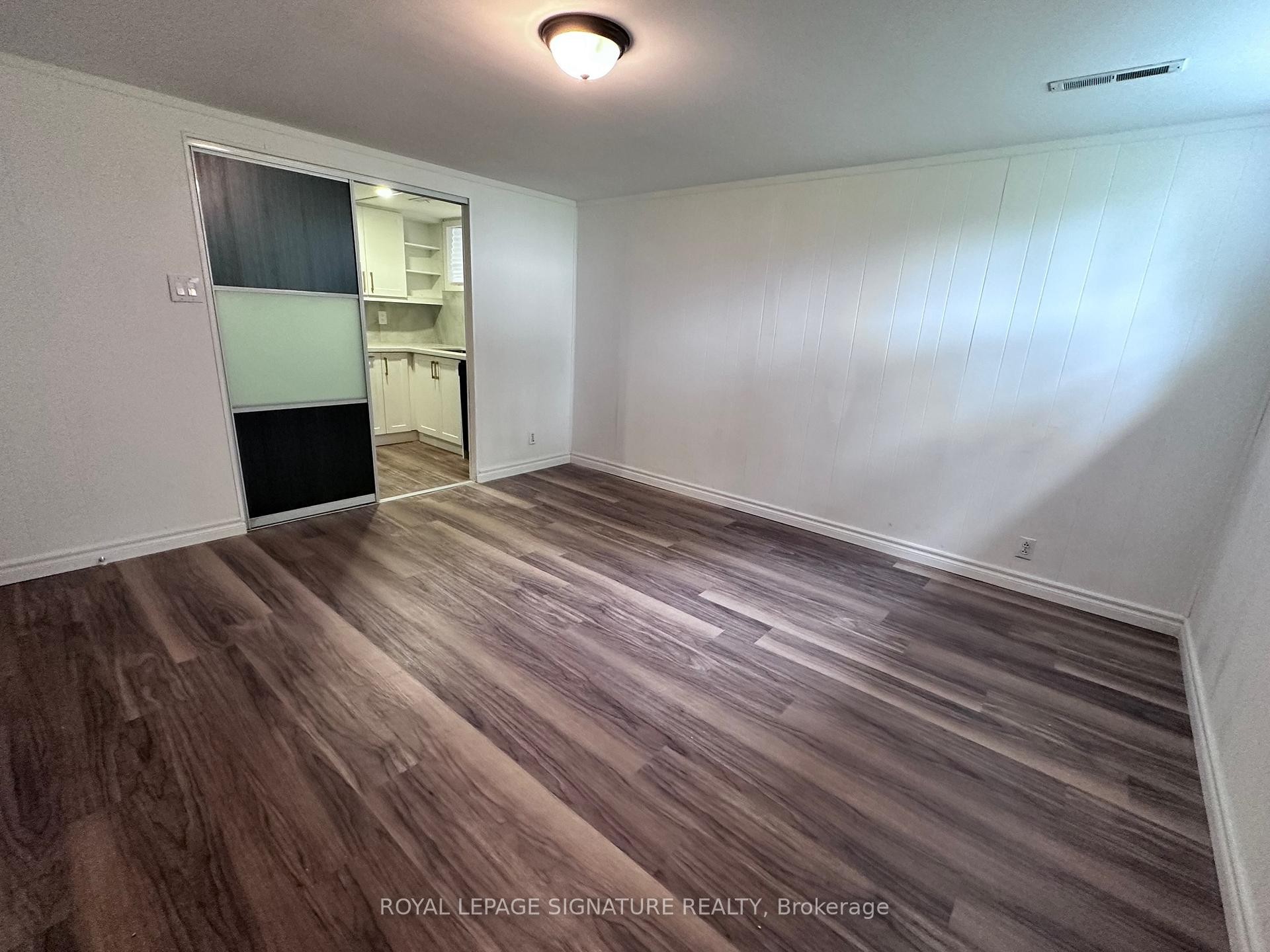 Lower-55 Munson Crescent, Toronto, ON - Indoor Photo Showing Other Room