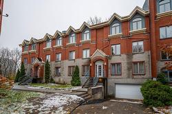 4-63 Prom. des Îles Laval (Chomedey), QC H7W 5J6