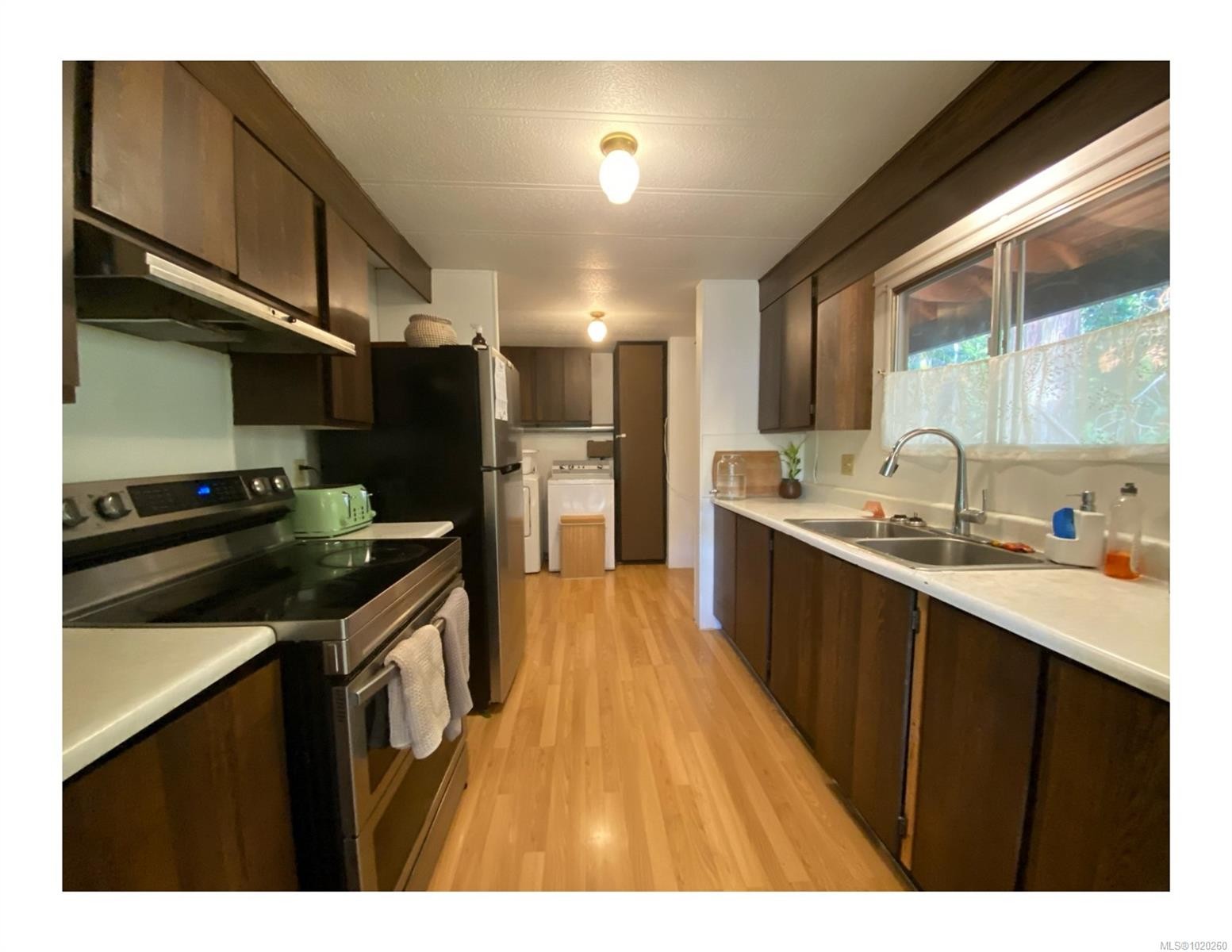 1007 Cedarwood Pl, Cobble Hill, BC