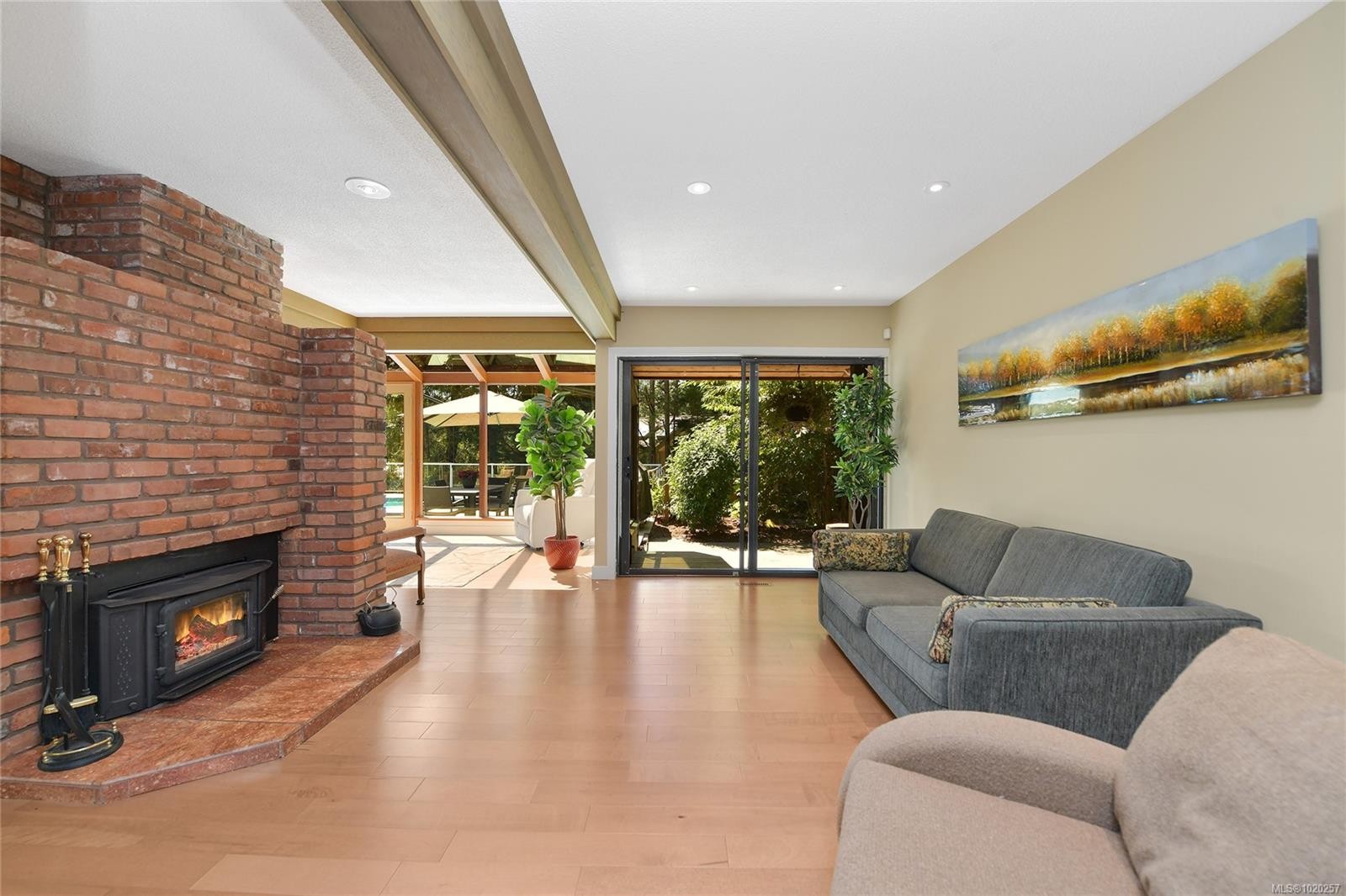 821 Dalkeith Ave, North Saanich, BC