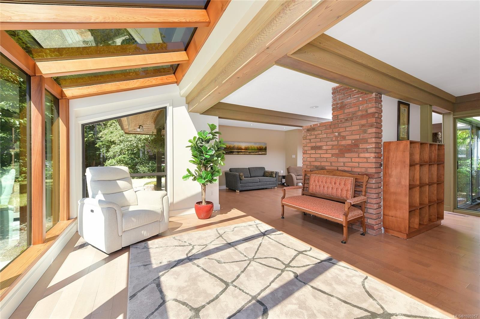 821 Dalkeith Ave, North Saanich, BC