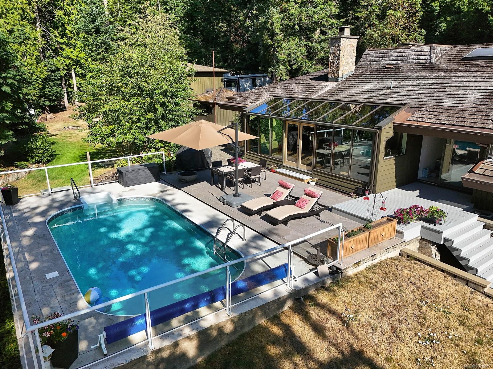 821 Dalkeith Ave, North Saanich, BC